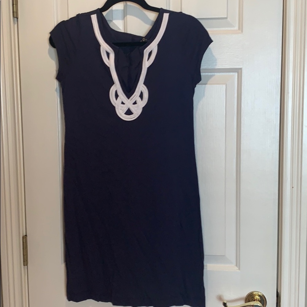 Navy Lilly Pulitzer t-shirt dress